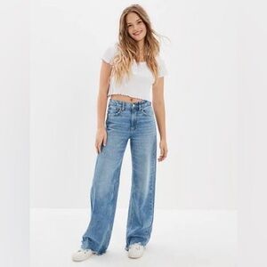 American Eagle Outfitters Light Blue Baggy Jeans | Everyday Cool